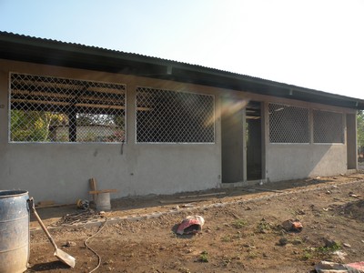 SchoolBOX – May 2014 – Construction Update at Brett #3 School